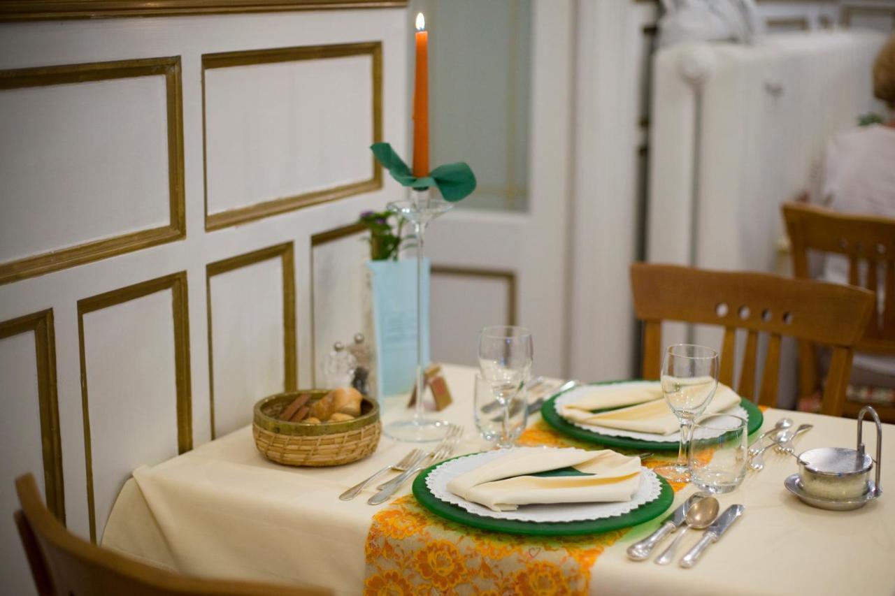 Hotel Villa Westend Мерано Экстерьер фото