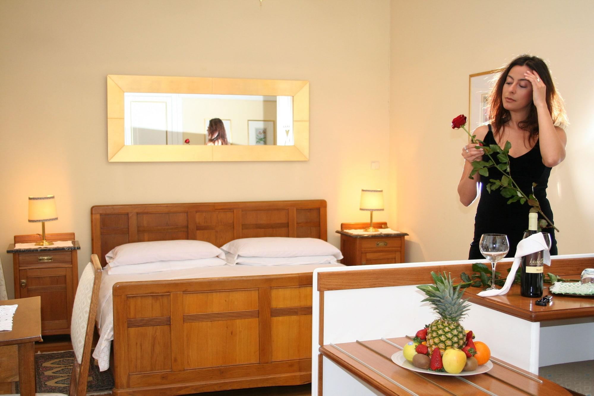 Hotel Villa Westend Мерано Экстерьер фото